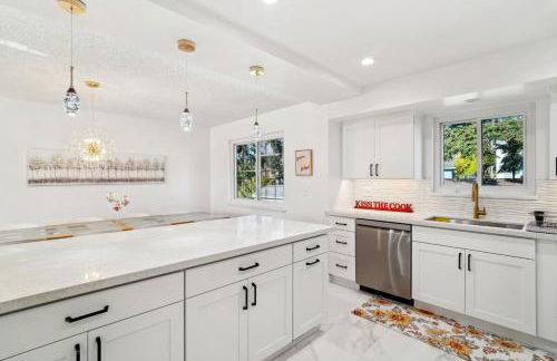 Luxury Retreat near beaches, 12 miles to Seattle - Foto 9