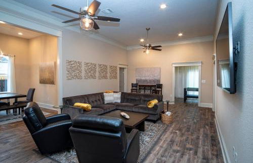 Brand NEW Large Impressive House Near Downtown! - Foto 24