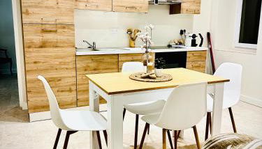 Apparemment Cosy - Centre Auch - Photo 3, stove