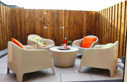 Last-Minute Escape l The Grey Door 2 Bed Cottage Banbridge Parking Private Garden l Nestled Property Management - Foto 29