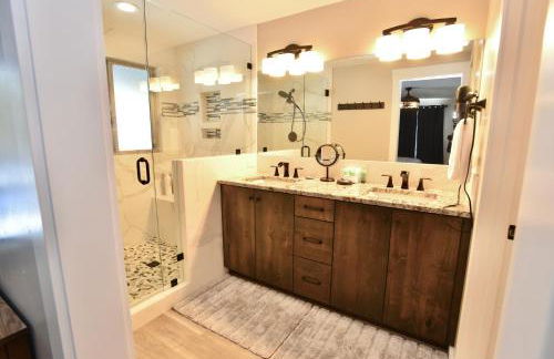 The Great Outdoors - Fantastic home - Lake Cascade - Game room - A/C - Lots of parking - Foto 11