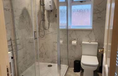 My Holiday Home -2 Bed House-Free Parking - Foto 19