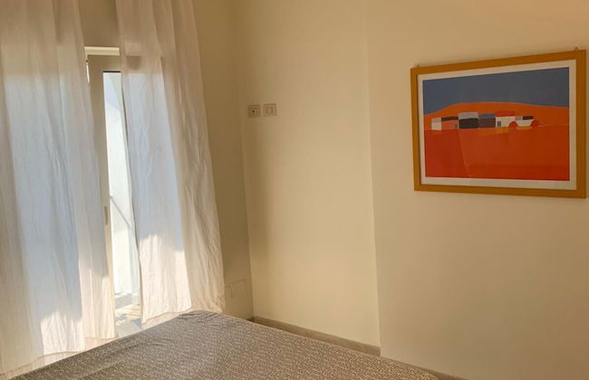 Upper Class - Photo 2