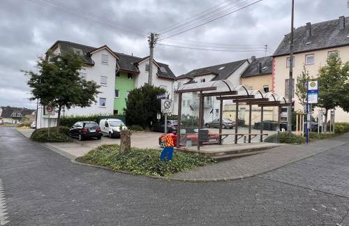 Groß, modern, vollausgestattet, gemütlich mit Küche und Parkplatz für Urlaub oder Business - Foto 34