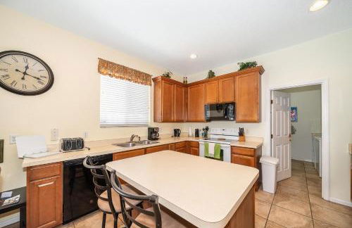 Vacation Villa with Private Fenced Pool & Spa - Foto 13