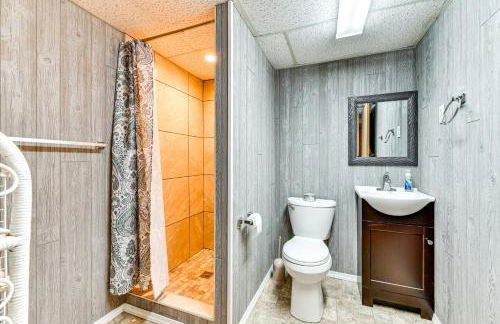 1 Mi to Dtwn Home with Fire Pit and Deck in Hudson! - Foto 24