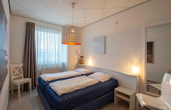 An Apartment That is Attractively Furnished - Foto 10