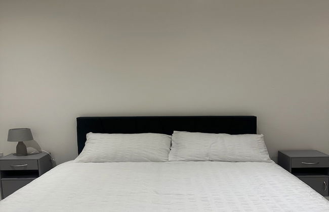 Charming 1-bed Apartment in Walton on the Naze - Photo 5