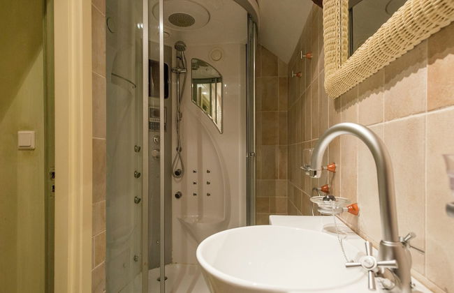 Secluded Farmhouse in Balkbrug with Hot Tub - Foto 21