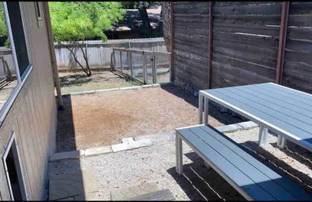 2BR 2BA Cozy Bungalow with Backyard in Montclaire - Zilker Area - Foto 12