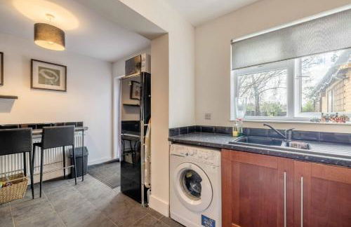 COSY HOME NEAR DORNEY, WINDSOR & Free Parking - By Tempstay - Foto 17