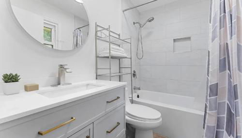 Modern and Updated 3br Home in Quiet Neighborhood - Foto 3