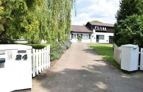 Landhaus Hideaway mit Aussenpool, Sauna und Kamin - Foto 51