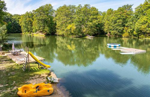 Lake Escape with Hot Tub and Docks in Hope! - Foto 36