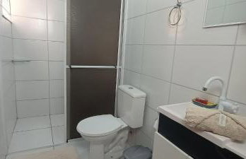 Apto 1 Quarto com Varanda e Estacionamento perto da praia - Foto 7