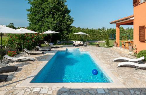 Villa Ivona, a luxurious villa minutes from the sea - Foto 24