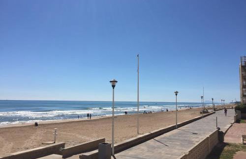 Large Apartment with Sea Views - Foto 21