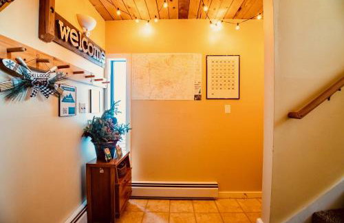 Exposed Beam 3BR Modern Mountain Retreat - Foto 20