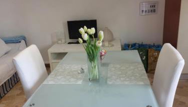 Milan Panoramic Top Floor Flat - Photo 4