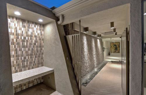 The Cascades Retreat - Walk to Downtown! - Foto 13