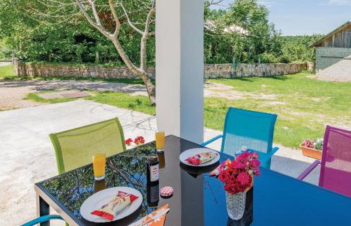 Awesome Apartment In Svpetar U Sumi - Foto 4