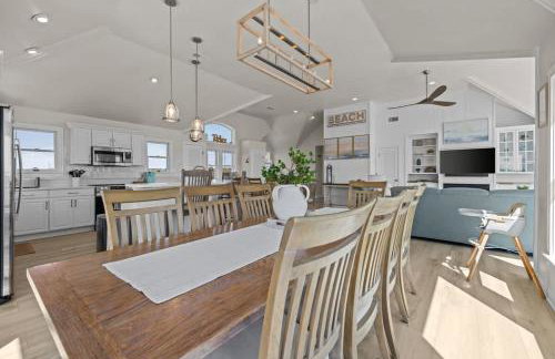 Blue Moon - LUX Oceanfront Pool Hot Tub Theater - Photo 26