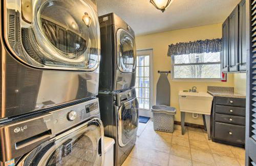 Strawberry Plains Cabin Private Pond and Game Room! - Foto 34