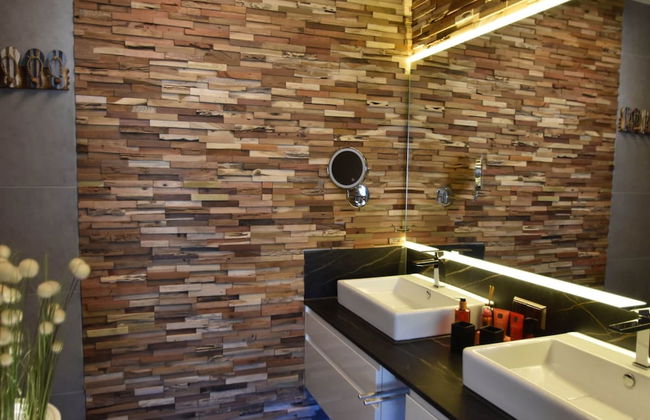 Exclusive Villa With Boat Terrace - Foto 18