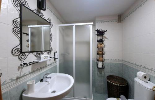 Apto con Garaje Admite Mascotas - Foto 5