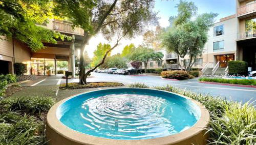 KeyLuxe, Luxury Apartment with Jacuzzi, Pool, Gym, Tennis in Walnut Creek - Foto 1