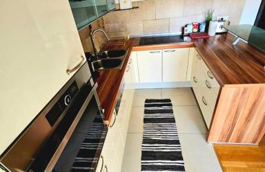 Beautiful Apartment, Beach by foot - Photo 45