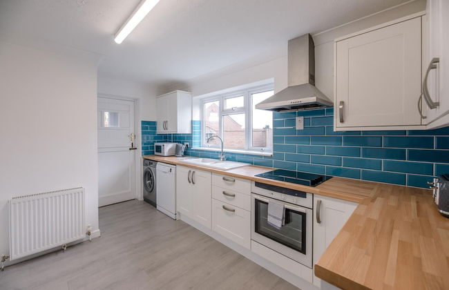 Greenbanks, Orford - Photo 13