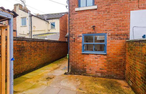 Presented by LTJ PrimeKey Properties - NEW! 7 Bed plus Sofa Bed - Perfect for Contractors - Foto 33