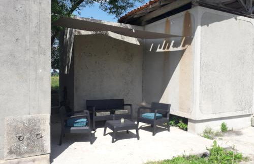 Petit gîte La vigne est belle - 2 étoiles- Sud Charente - Foto 13