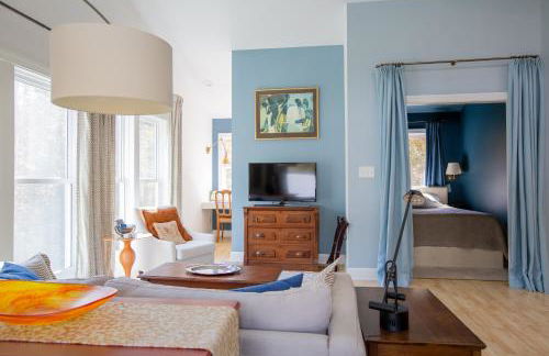 Studio Apt on HRT hosted by Longview Stays - Foto 6