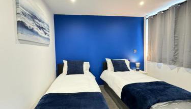 Two Bedroom Flat by Brookland Stays Serviced Accommodation Short Lets Leeds with Free WiFi - Foto 5