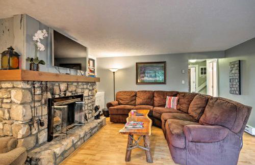 Steps to Sugar Mountain! Condo with Furnished Deck - Foto 5