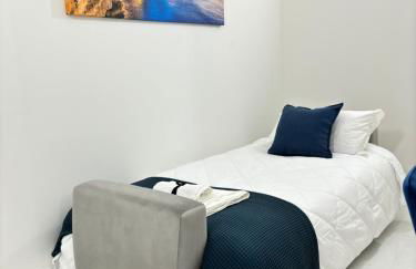 Your Home, easy walk to the beach - Foto 36