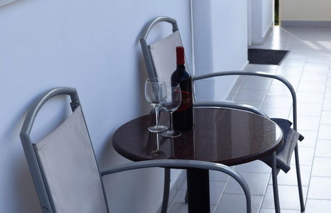 Lefteris Insta-worthy Studio With Balcony - Foto 10