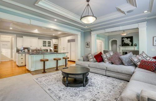 Buford Mansion with Pool about 14 Mi to Lake Lanier - Foto 8