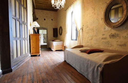 Castle near Agen with Shared Pool - Foto 21