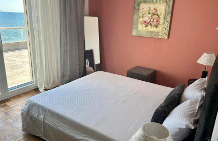 SeaBreeze Penthouse with Private Parking - Foto 14