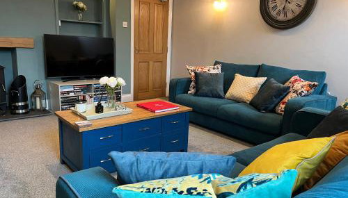 Hackney House - Photo 4