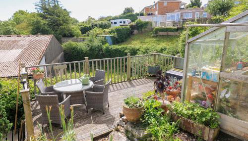 Garden View - Photo 1