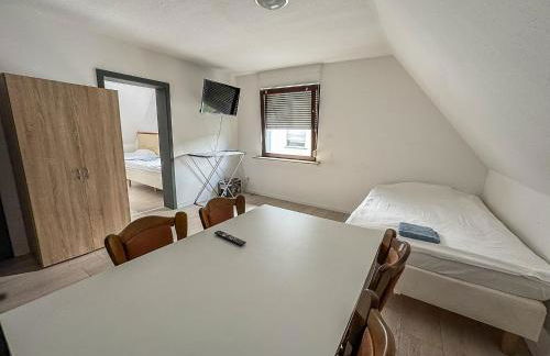 Cici Monteurunterkünfte in Werdohl mit Küche, WLAN, TV, Parken - Foto 8