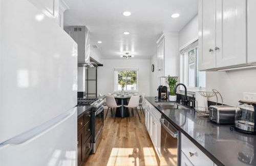 NEW Cozy Zen Pool Jacuzzi Home Heart of San Diego - Foto 15