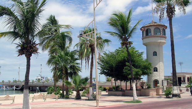 Visite de la ville du port d'Illusion - Photo 3