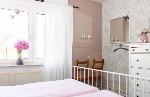 Ferienwohnung Wiesenzauber - Ruhige Lage am Stadtrand von Leer & Nähe Papenburg - Photo 4