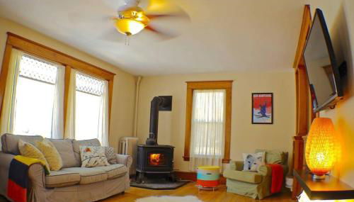 The Craftsman Farmhouse with Modern Flair - Photo 2