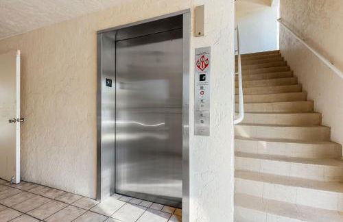 Palm Bay Club by Beachside Management - Photo 92